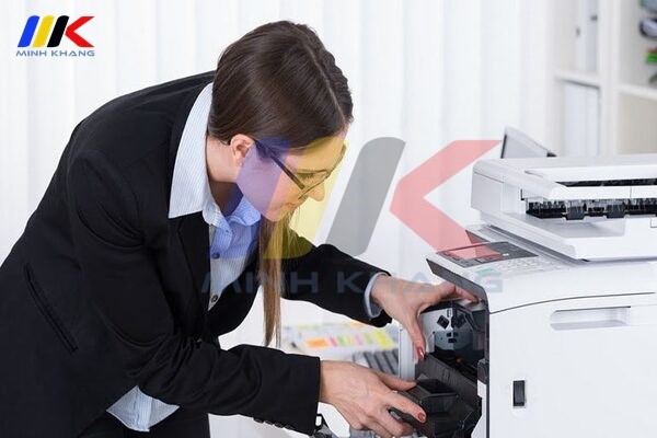 Cách thay mực máy in Daklak: 5 sai lầm nguy hiểm làm hỏng máy cách thay mực máy in Daklak